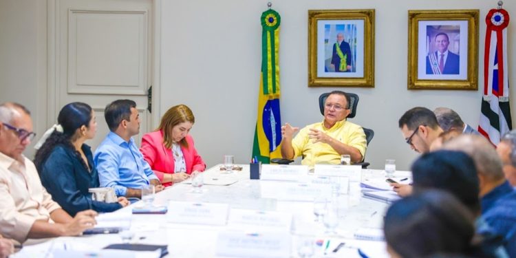 PREFEITO WALLAS ROCHA PARTICIPA DO ENCONTRO DE PREFEITOS DA REGIÃO DO BAIXO MUNIM E LENÇOIS MARANHENSES