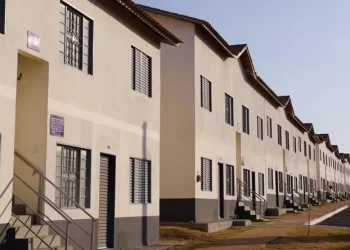 MINHA CASA, MINHA VIDA: NOVA LISTA BENEFICIA 20 MUNICÍPIOS, EM NOVE ESTADOS E O MUNICIPIO DE ITAPECURU-MIRIM E UM DOS BENEFICIADOS.