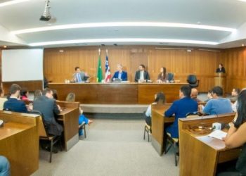 Comissão de Orçamento realiza audiência para sabatina de advogado indicado à vaga de conselheiro do TCE/MA