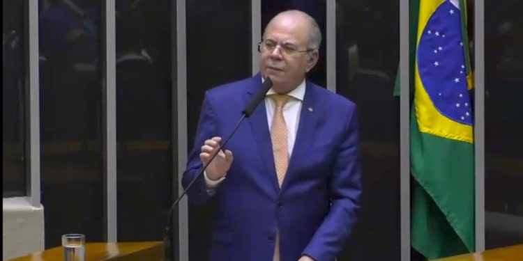 VÍDEO: EM DISCURSO NA CÂMARA, HILDO ROCHA ACUSA OTHELINO NETO DE COMETER LITIGÊNCIA DE MÁ-FE