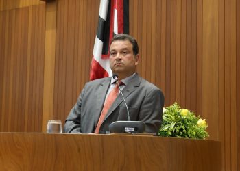 Adelmo Soares diz que postura de Othelino é incoerente e contraditória