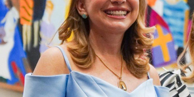 Foi feita justiça”, diz Iracema Vale sobre maioria do STF confirmar sua reeleição na Assembleia