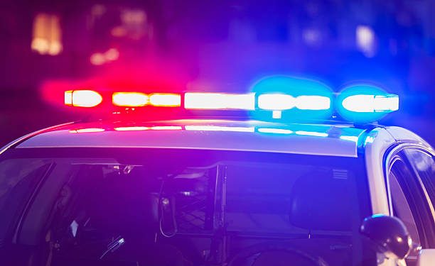 TENTATIVA DE HOMICÍDIO: VIZINHO ATACA MULHER COM GOLPE DE FACA