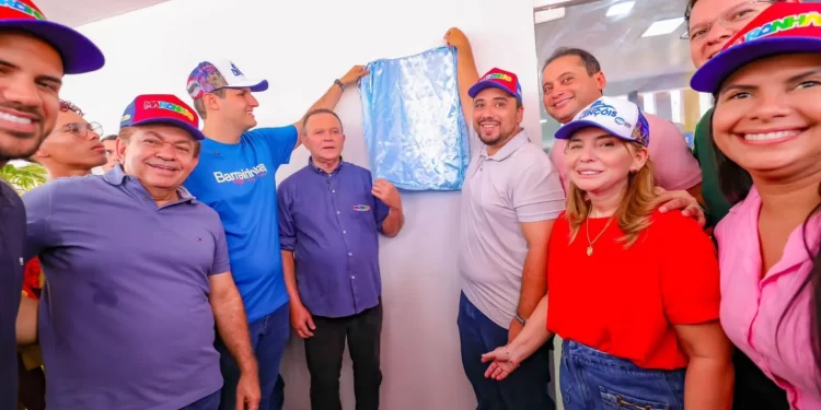 Iracema Vale participa da entrega de importantes obras em Barreirinhas