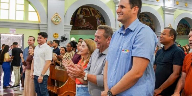 Secretario Orleans prestigia os 90 anos de Carutapera ao lado da presidente da ALEMA, Iracema Vale