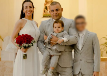 ADOLESCENTE DE 14 ANOS MATA MÃE, PAI E O IRMÃO, DE 4 ANOS, DEPOIS DE DOPA-LOS; CORPOS FORAM ENCONTRADOS EM CISTERNA.