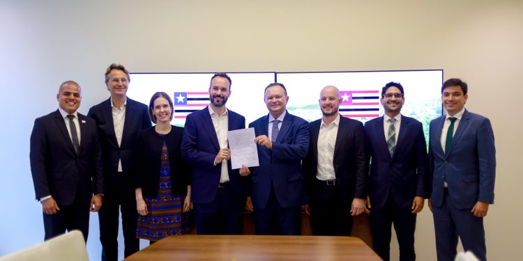 Em Londres, governador Carlos Brandão formaliza parceria com investimento de 100 milhões de dólares para recuperação de áreas de floresta no Maranhão