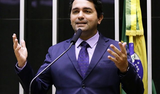 Prefeitura no Maranhão, pagou salário por 8 anos, para um defunto