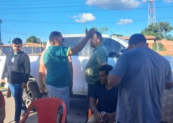 Prefeito inaugura poço sem a presença da população; moradores comemoram nova obra do Governo do Estado