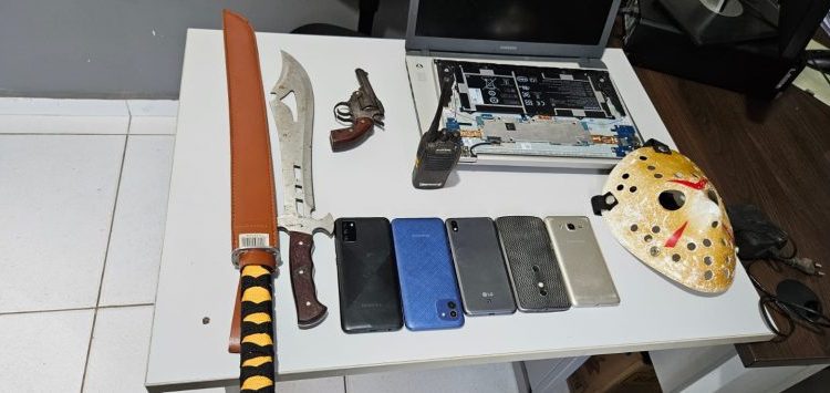 Polícia Civil e Federal prendem jovem de 15 anos que planejava ataque a escolas no município de Pinheiro