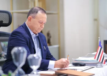 Brandão volta atrás e revoga decreto que alcançaria assessores de Dino