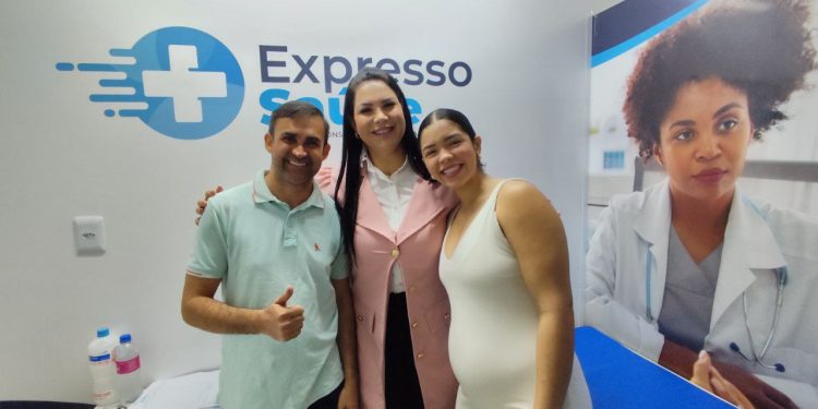 SECRETARIA DA MULHER REALIZA ATENDIMENTOS COM VÁRIAS ESPECIALIDADES MÉDICAS NA CARRETA DA MULHER MARANHENSE