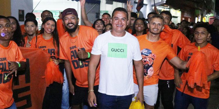 Vereador Nelson Sousa participa de gincana promovida pela Secretaria da Juventude