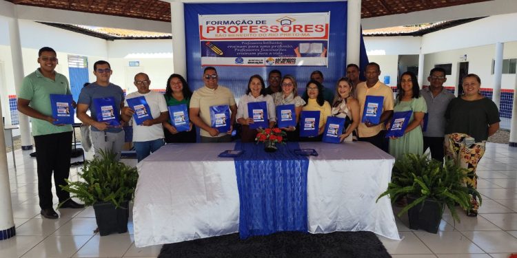 São Benedito do Rio Preto inicia capacitação de professores focada no SAEB