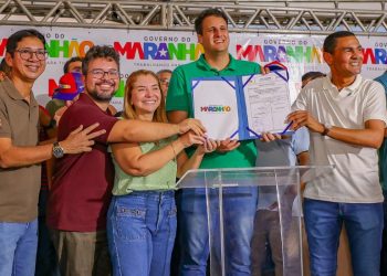 Iracema Vale participa da assinatura de ordens de serviço em São Benedito do Rio Preto, Belágua e Urbano Santos