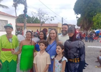 FESTA DO DIA DAS CRIANÇAS ANIMA PRIMEIRA CRUZ EM GRANDE ESTILO 