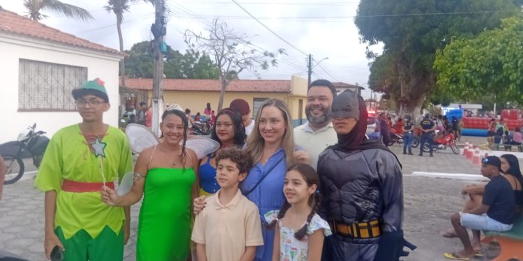 FESTA DO DIA DAS CRIANÇAS ANIMA PRIMEIRA CRUZ EM GRANDE ESTILO
