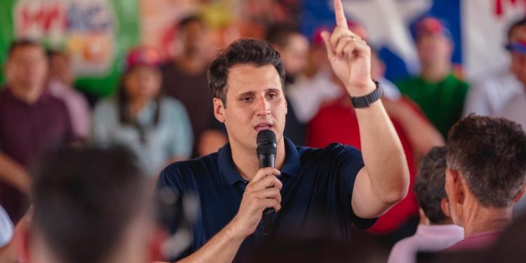 Governo amplia combate à fome e leva mais obras a municípios