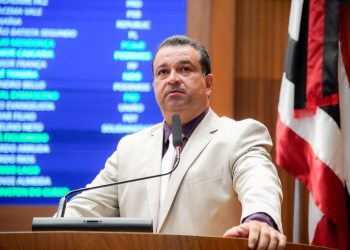 Adelmo comemora aprovação de Brandão: “Governo nada de braçadas concretizando sonhos das pessoas