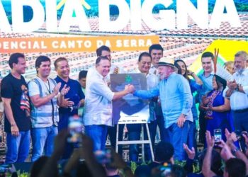 Lula e Brandão entregam 2837 resistências do Minha Casa Minha Vida em Imperatriz