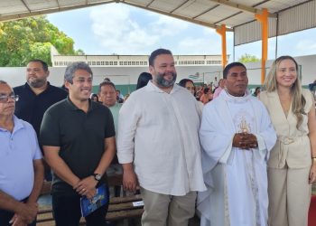 Osmar Filho celebra os 78 anos de Primeira Cruz e reforça parceria com a gestão municipal