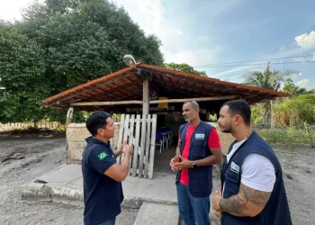 Deputado Wellington denuncia existência de 11 escolas de taipa em Vargem Grande