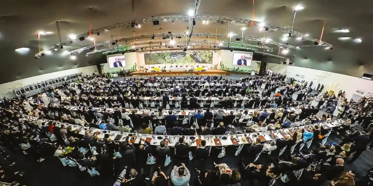 Sob clima de desconfiança, negociações da COP30 enfrentam cenário de incertezas