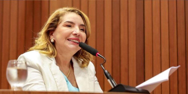 “Quando a democracia vence por 10 a 0, quem ganha é o Maranhão”, diz Iracema Vale