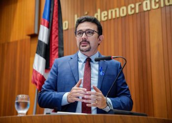 “PALHAÇADA ESCRITA EM JURIDIQUÊS”, AFIRMA YGLÉSIO SOBRE RECLAMAÇÃO DO PCDOB NO STF.