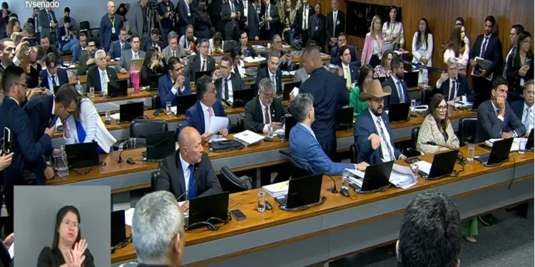 “Mensalão do Lulinha”: Veja como parlamentares do MA votaram na CPMI para convocação do filho do Presidente