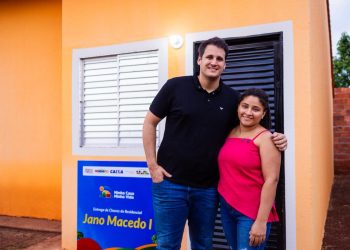 Na entrega de obras, Orleans destaca parceria com o governo Lula