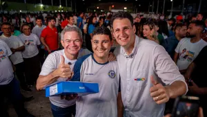 GOVERNO DO ESTADO GARANTE INCLUSÃO DIGITAL A ALUNOS DA REDE ESTADUAL EM TIMON.