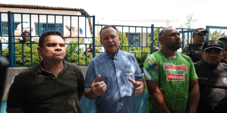 Governador Carlos Brandão acompanha buscas por crianças desaparecidas em Bacabal