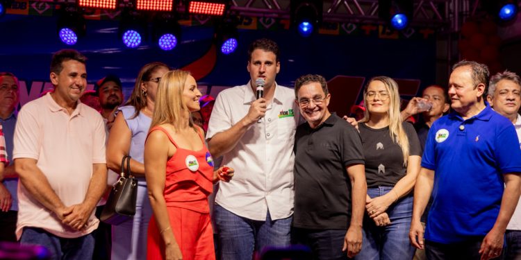 MDB lança pré-candidatura de Orleans em forte encontro político em Barra do Corda