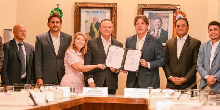 Iracema Vale participa do lançamento de ações de conectividade no Maranhão