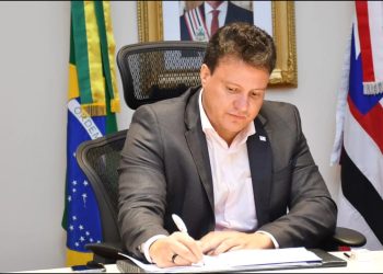 MP pede afastamento do vice-governador do Maranhão, Felipe Camarão, por suspeita de lavagem de dinheiro e uso de “laranjas”