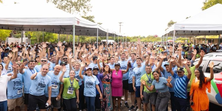No aniversário de Balsas, Orleans Brandão acompanha entrega de pacote de obras com cerca de 20 equipamentos públicos para a cidade