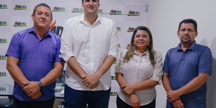 ORLEANS BRANDÃO E PREFEITO ZÉ RICARDO REFORÇÃO ALIANÇA E DISCUTEM ESTRATÉGIAS PARA O CRESCIMENTO DE JUNCO DO MARANHÃO