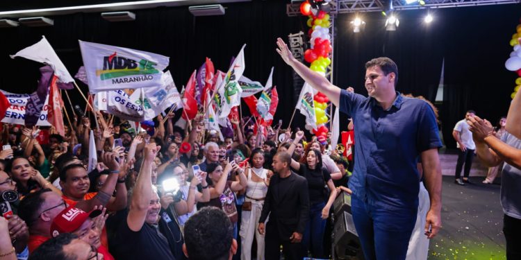 EM ENCONTRO COM EDUCADORES, ORLEANS BRANDÃO REFORÇA COMPROMISSO COM AMPLIAÇÃO DE PROGRAMA E O SERVIÇO DA EDUCAÇÃO NO MARANHÃO