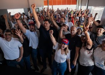 ORLEANS BRANDÃO REBE APOIO DE LIDERANÇAS E DESTACA AVANÇOS PARA TUTÓIA