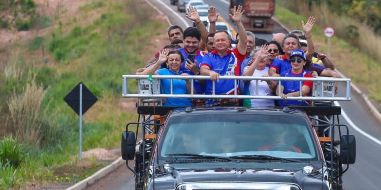 BRANDÃO ENTREGA OBRA DE PAVIMENTAÇÃO DE 27 QUILÔMETRO DA ESTRADA QUE LIGA EUGÊNIO BARROS A GOVERNADOR LUÍZ ROCHA