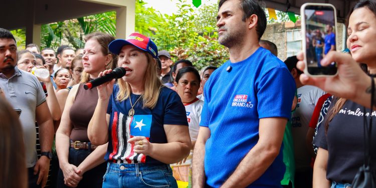 COM APOIO DE AMPLA FRENTE POLÍTICA IRACEMA VALE ASSUME PUBLICAMENTE PRÉ-CANDIDATURA À CÂMARA FEDERAL EM GRANDE ATO LIDERADO POR WALLAS ROCHAEM SÃO BENEDITO DO RIO PRETO – MA
