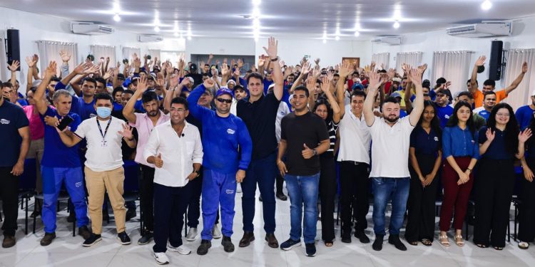 ORLEANS BRANDÃO REÚNE LIDERANÇAS E TRABALHADORES DA INDUSTRIA EM PRESIDENTE DUTRA