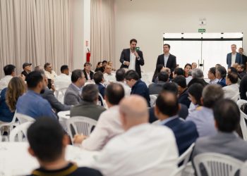 REUNIÃO COM EMPRESÁRIOS, ORLEANS BRANDÃO AMPLIA DIAÁLO COM SETOR PRODUTIVO