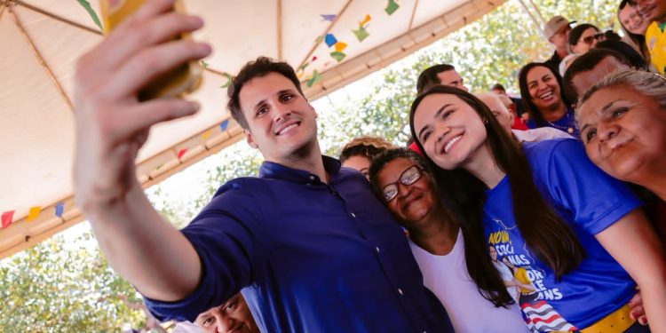 POPULAÇÃO DE NOVA CAROLINAS DEMOSTRA CONFIANÇA EM ORLEANS BRANDÃO