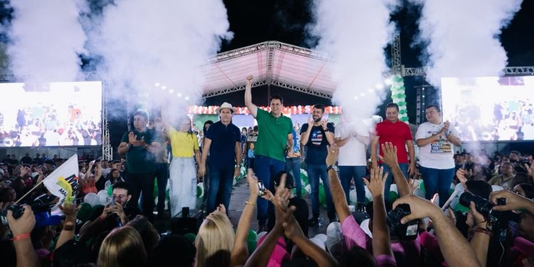 “POR TODO O MARANHÃO” MOSTRA EM COROATÁ E AMPLIA UNIÃO POLÍTICA EM TORNO DE ORLEANS BRANDÃO