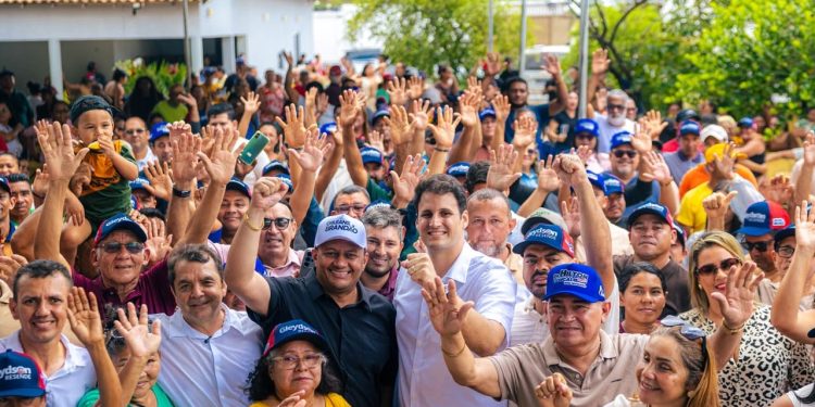 ORLEANS REBE APOIO DO PREFEITO MARCIO VIANA E APRESENTA PROPOSTAS PARA GODOFREDO VIANA