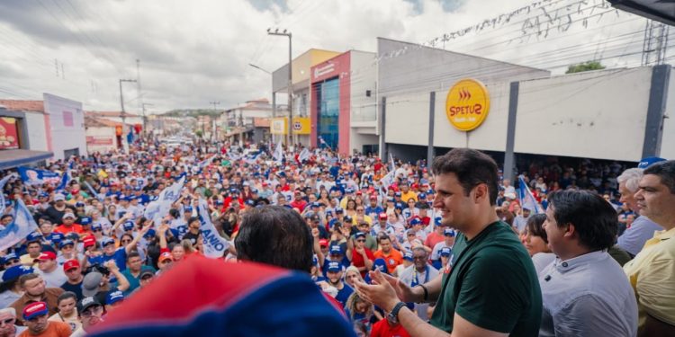 IGARAPÉ GRANDE VAI ÀS RUAS COM ORLEANS BRANDÃO EM GRANDE CAMINHADA