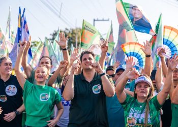 ORLEANS REÚNE MORADORES E LIDERANÇAS EM CAMINHADA COM FORTE A DESÃO EM UMBERTO DE CAMPOS