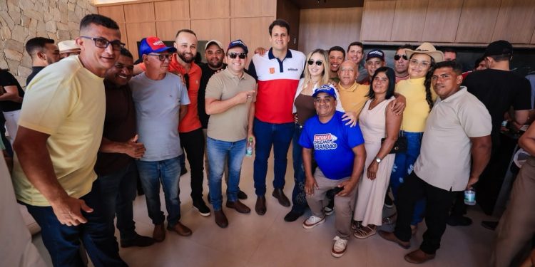ORLEANS BRANDÃO REUNE PREFEITO E CONSOLITA APOIO À CANDIDATURA EM COLINAS